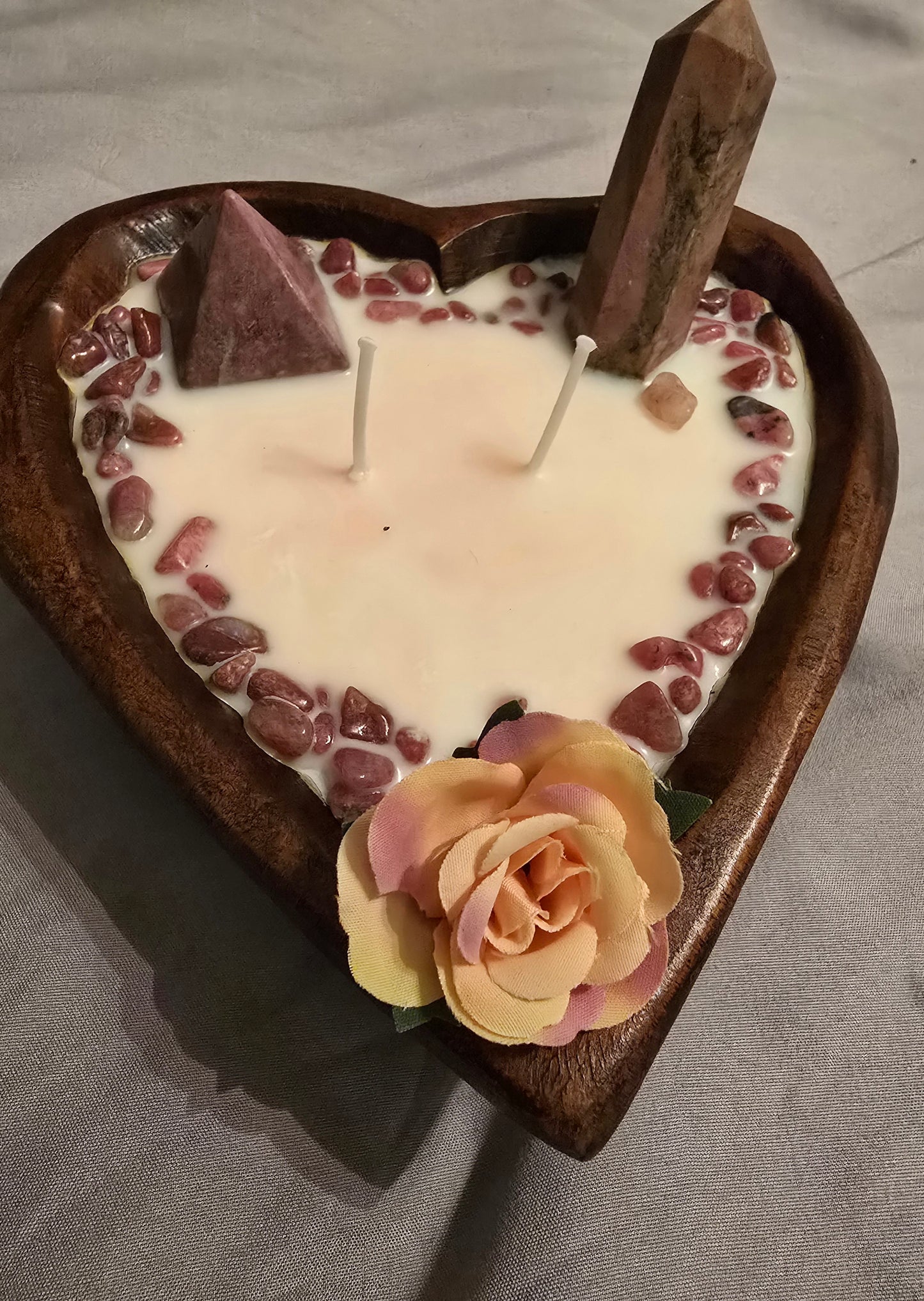 Dough Bowl soy candle with Rhodonite