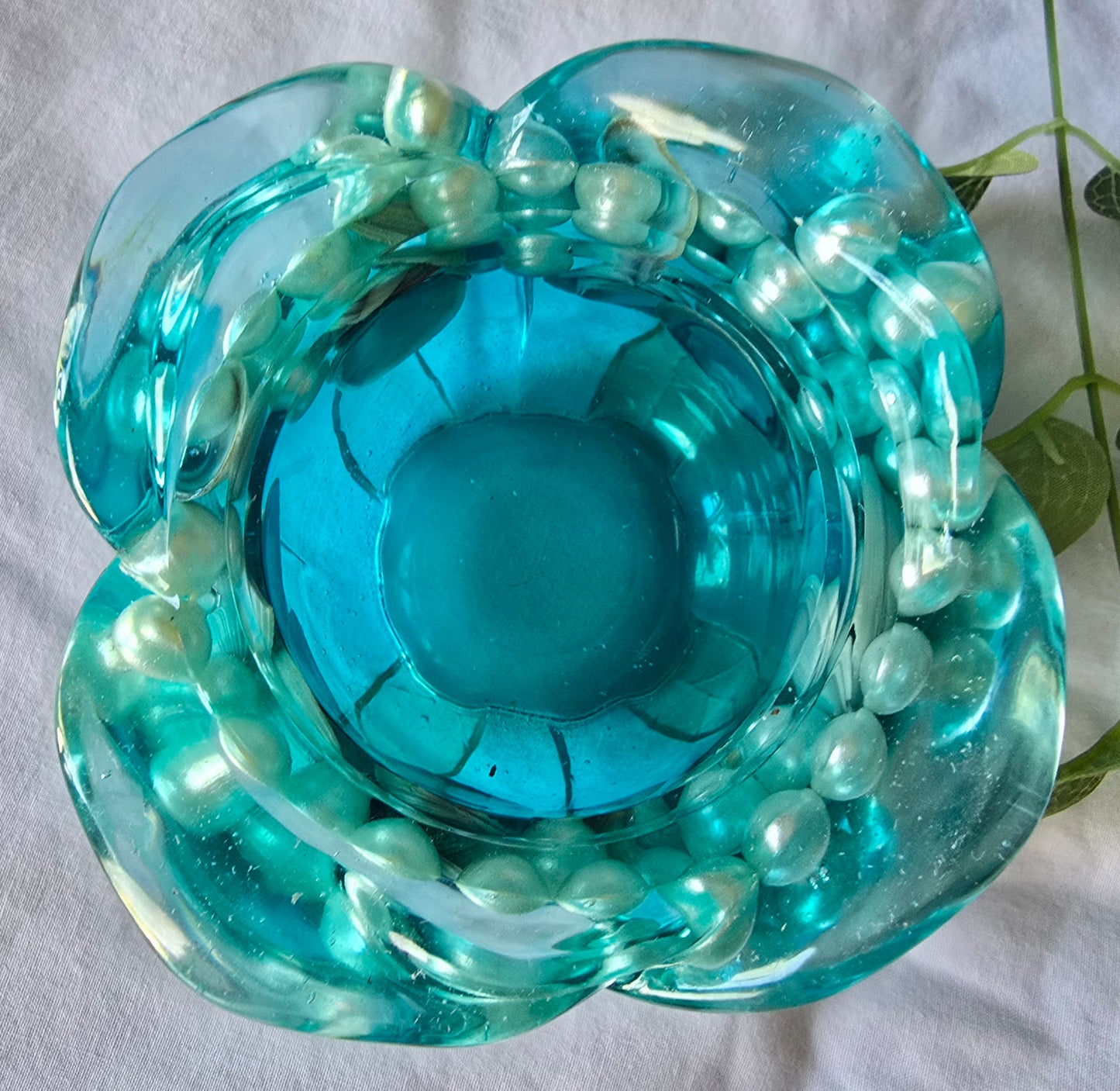 Resin Rose Jars