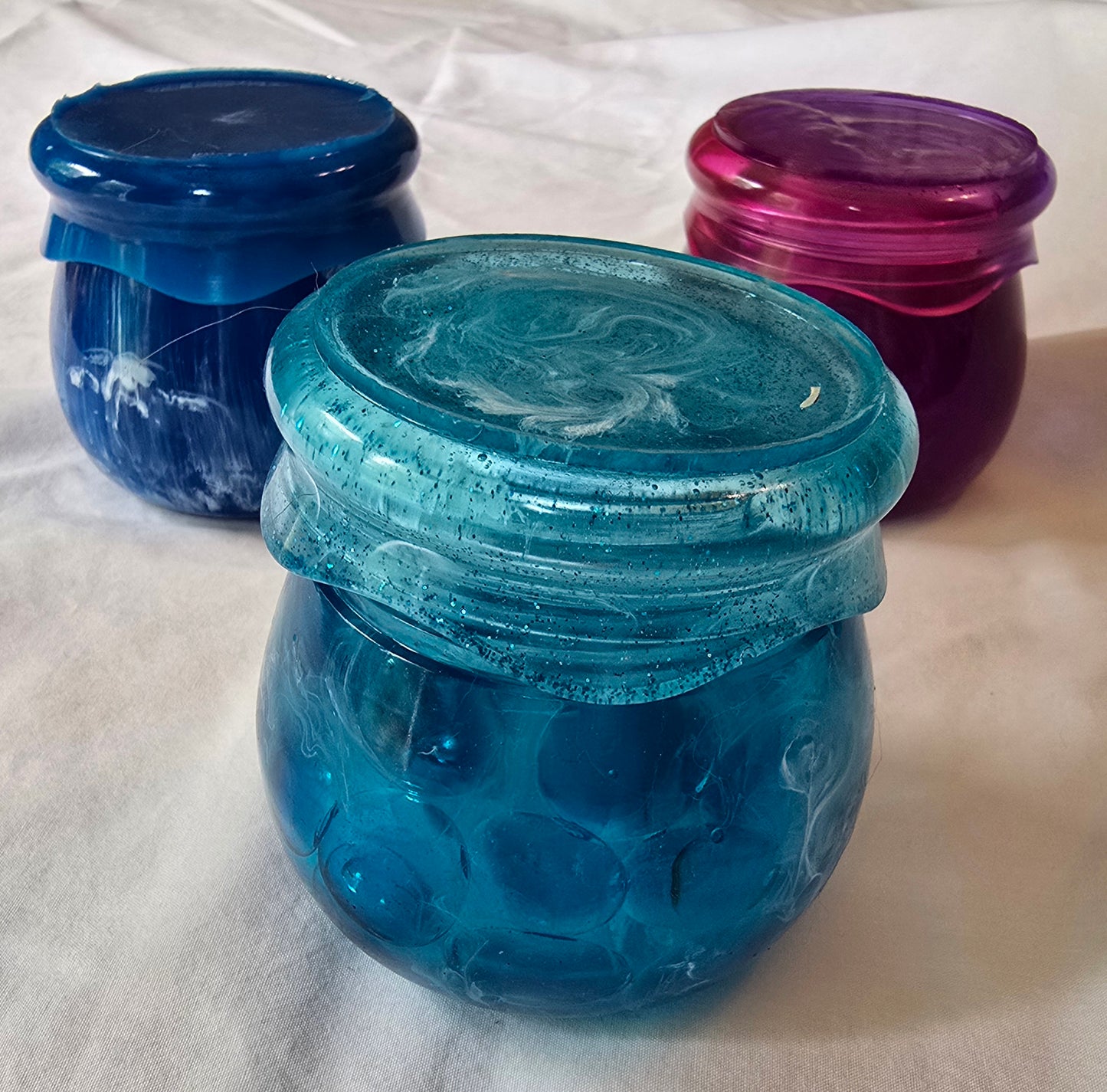 Small Resin Container Jars with Lids